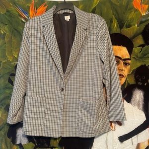 Blazer women’s xl. Gently used like new